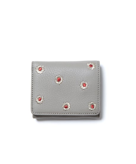 【B-23412】BEAURE カウレザー メタリックフラワー刺繍 三つ折り財布