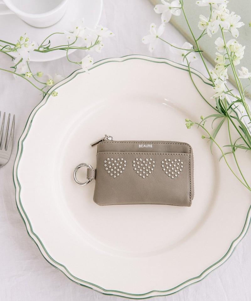 B-24027】BEAURE カウレザー ハート スタッズ マルチ フラグメント