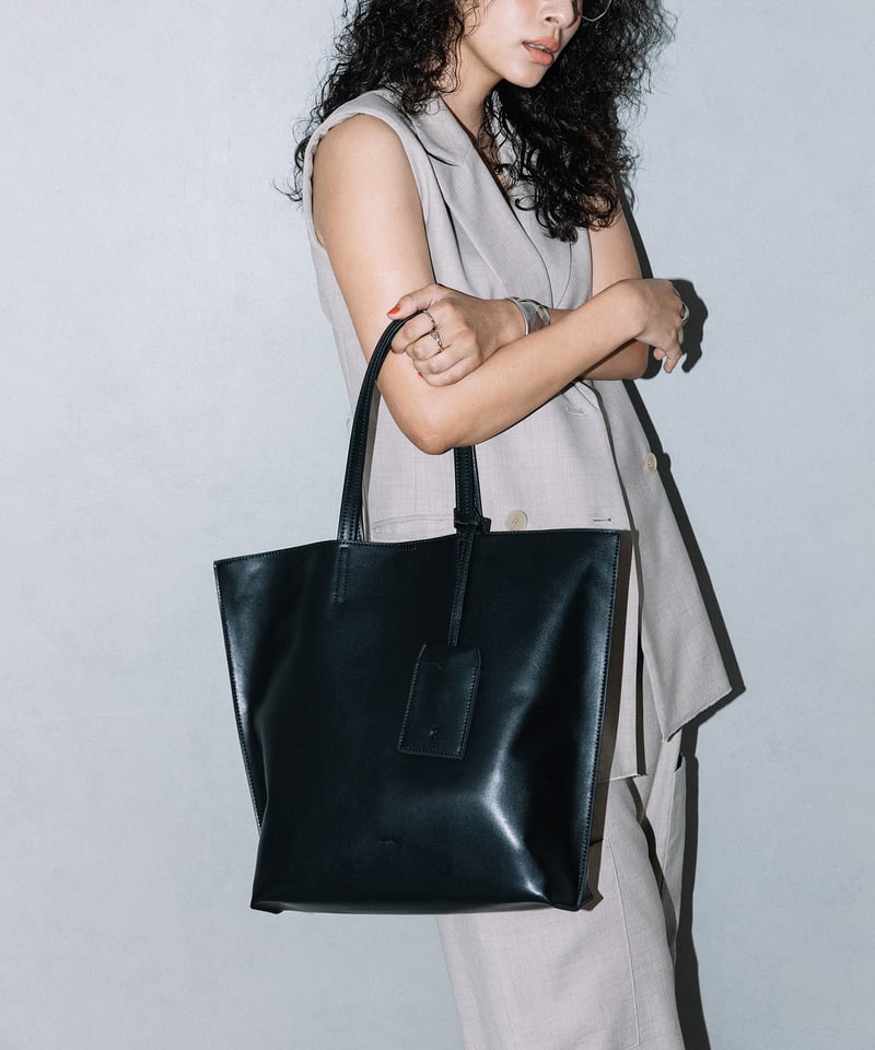 B-25027】BEAURE パスケース付き A4 トート | BEAURE OFFICIA