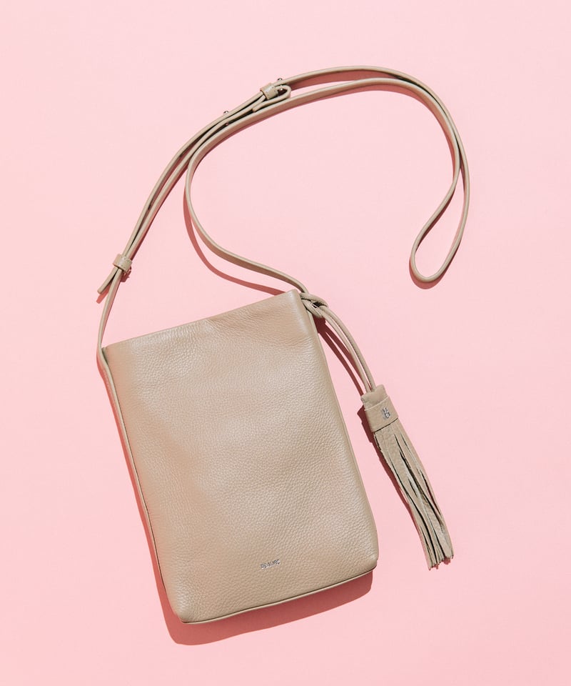 B-23416】BEAURE カウレザー 薄マチシンプルショルダー | BEAURE OFF 