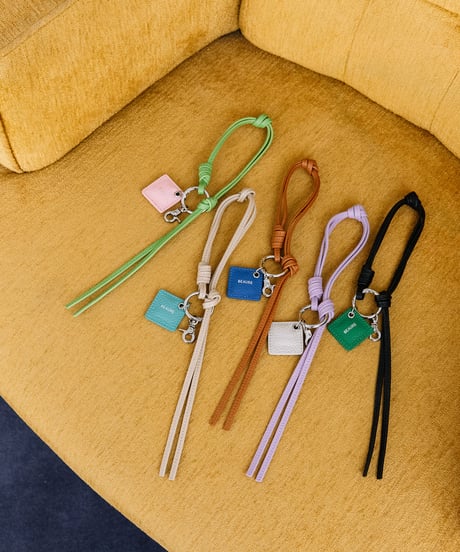 【B-25304】BEAURE Colored Leather Cord ストラップ