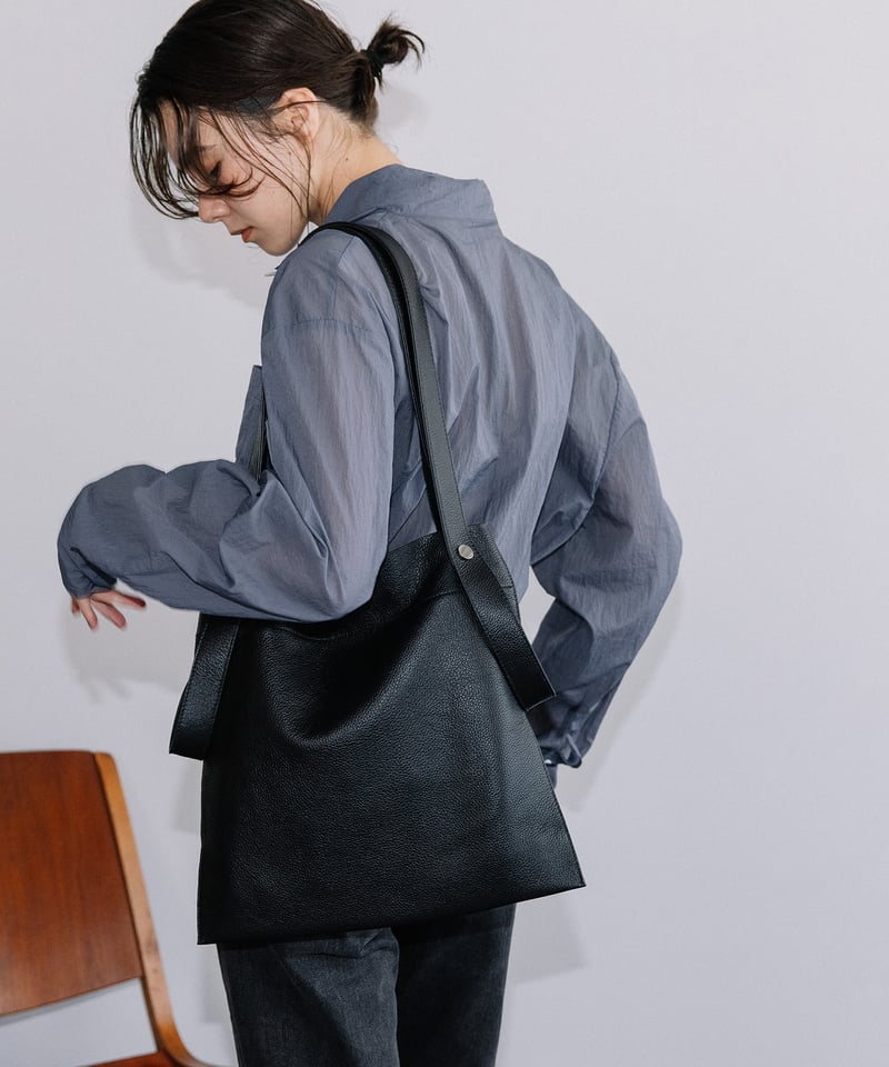 B-22197】BEAURE カウレザー 2デザイン ハンドル 薄マチ A4