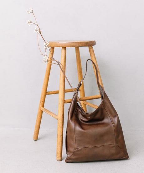 【B-25337】BEAURE Soft Leather One ショルダー Bag