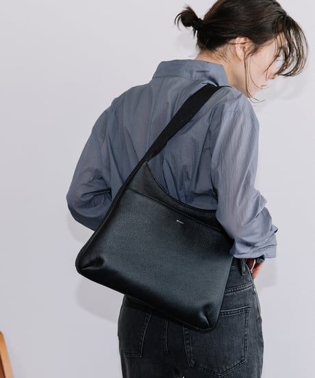 【B-25336】BEAURE One ショルダー Flat Bag