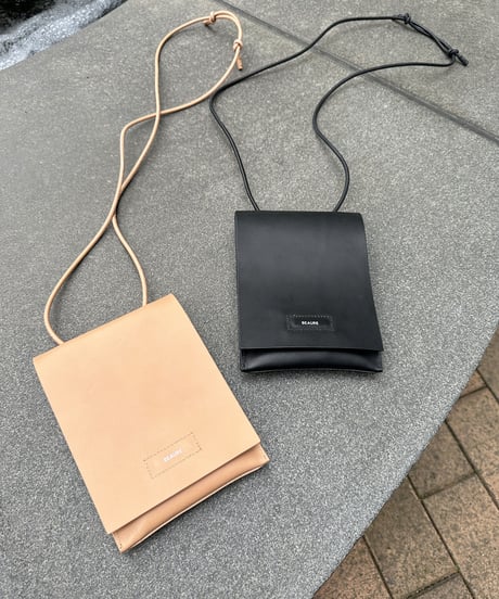 【B-23335】BEAURE ヌメ革 フラップ スマホ ショルダー