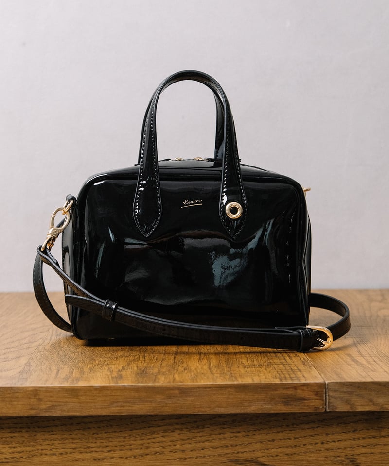 B-25026】BEAURE エナメル ミニ スクエア ボストン | BEAURE OFFI