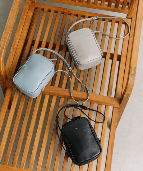 【B-26131】BEAURE 縦型 ミニ ショルダー Bag