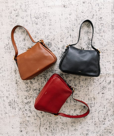 BEAUREレザーショルダーバッグ Beau're ショルダーバッグ バッグ BEAURE ヴュレ カウレザー