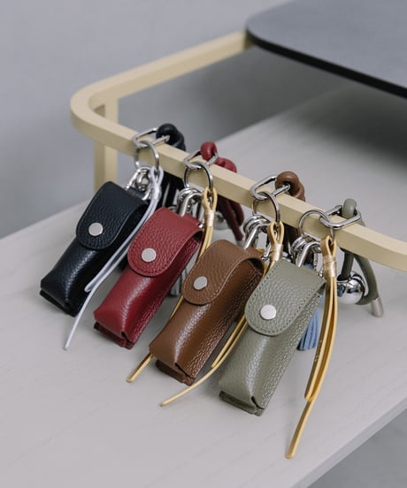 【B-25403】 BEAURE レザー リップケース チャーム
