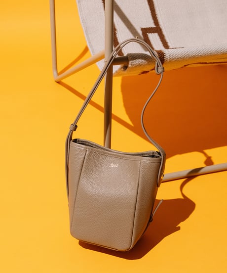 【B-25023】BEAURE カウレザー バケツ型 ワンマイル BAG