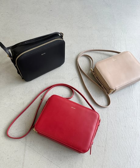 【B-24235】BEAURE シープレザー スクエアウォレットショルダー