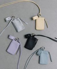 【B-26205】BEAURE レザー ショルダーストラップ付きフラグメントケース