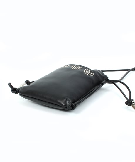 【B-24029】BEAURE　カウレザー　ハートスタッズ巾着スマホショルダー