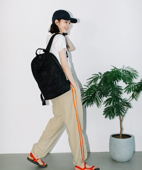 【B-23455】BEAURE  2room構造 万能ナイロンリュック