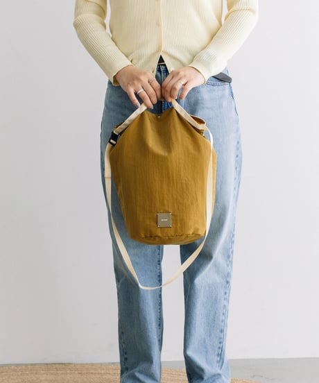 【B-25242】BEAURE 軽量 ナイロン 2Way Bucket Bag