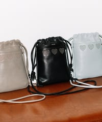 【B-24029】BEAURE　カウレザー　ハートスタッズ巾着スマホショルダー