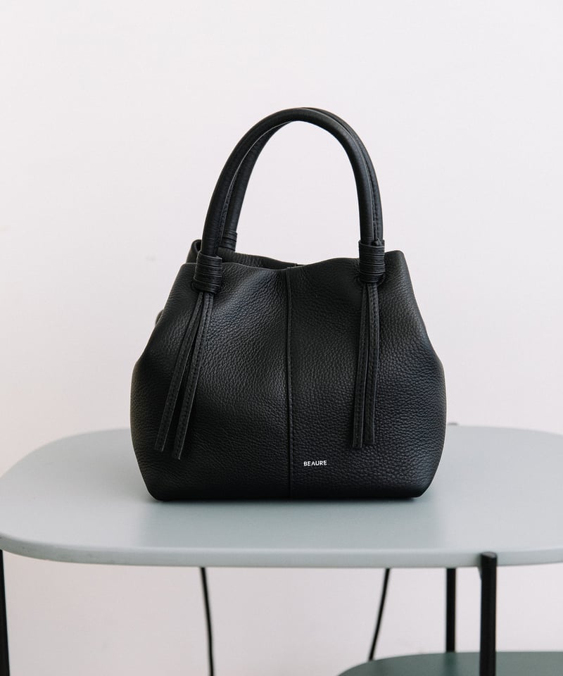 B-25317】BEAURE boat shape ショルダー Bag | BEAURE O