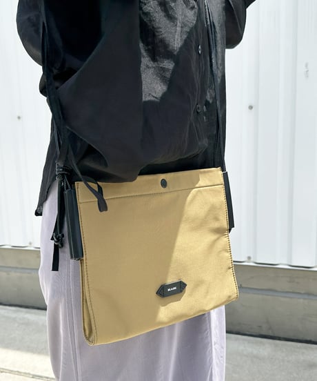 【B-23353】BEAURE  レザーコンビ ナイロンサコッシュ