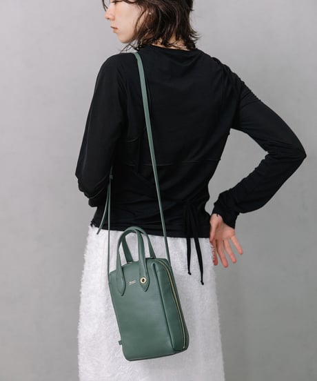 【B-25323】BEAURE Vertical ポシェット