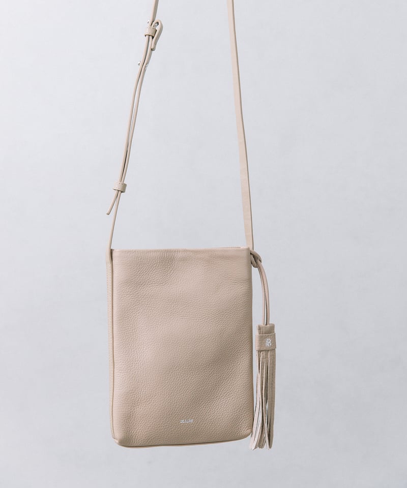 B-23416】BEAURE カウレザー 薄マチシンプルショルダー | BEAURE OFF