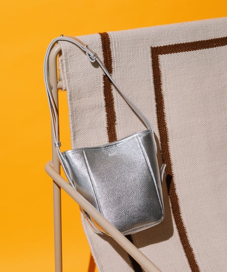 【B-25023】BEAURE カウレザー バケツ型 ワンマイル BAG