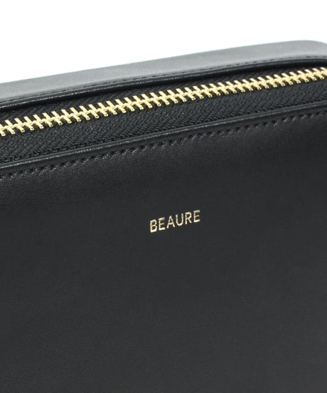 【B-24235】BEAURE シープレザー スクエアウォレットショルダー
