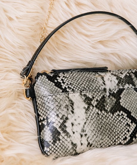 【B-25342】BEAURE Leather Mini Strap Bag
