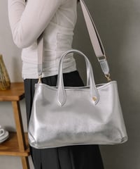 【B-26146】 BEAURE カウレザー A4 トート