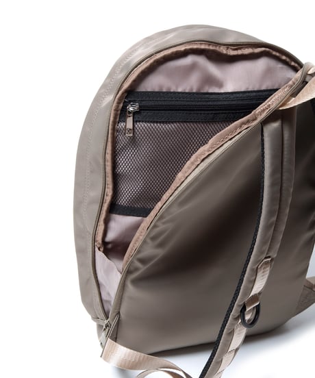 【B-23455】BEAURE  2room構造 万能ナイロンリュック