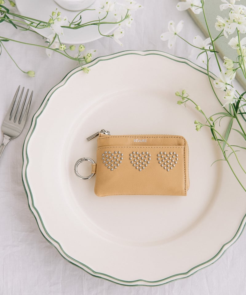 B-24027】BEAURE カウレザー ハート スタッズ マルチ フラグメント