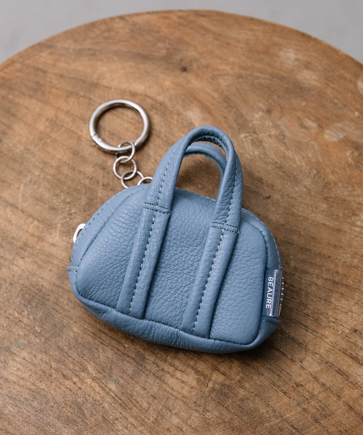 テン様 美品‪☆beaure 2wey ミニボストン シボ革 タッセルチャーム黒 美品‪☆beaure 2wey ミニボストン シボ革 タッセルチャーム ブラック‬