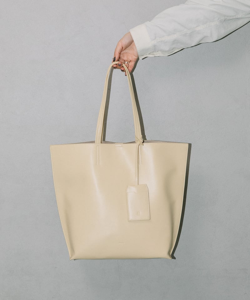 B-25027】BEAURE パスケース付き A4 トート | BEAURE OFFICIA