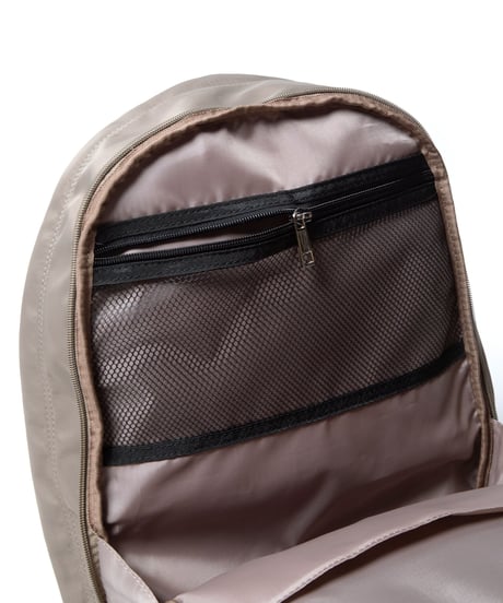 【B-23455】BEAURE  2room構造 万能ナイロンリュック