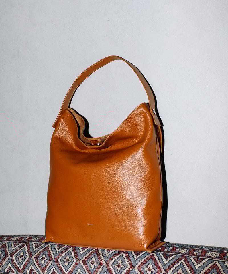 美品　BEAURE カウレザー2way A4 トートバッグ B-24329】BEAURE カウレザー 2デザイン ハンドル A4 トート