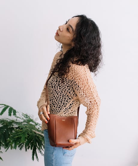 【B-25023】BEAURE カウレザー バケツ型 ワンマイル BAG