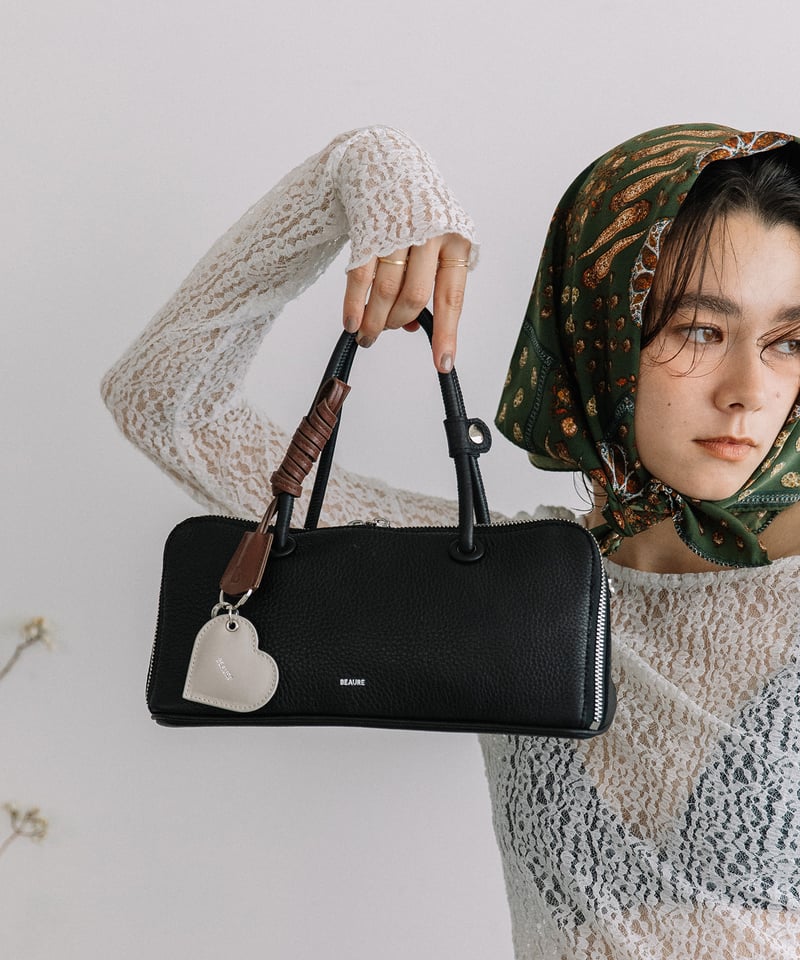 B-25405】 BEAURE レザー ハート チャーム コード | BEAURE OFFI