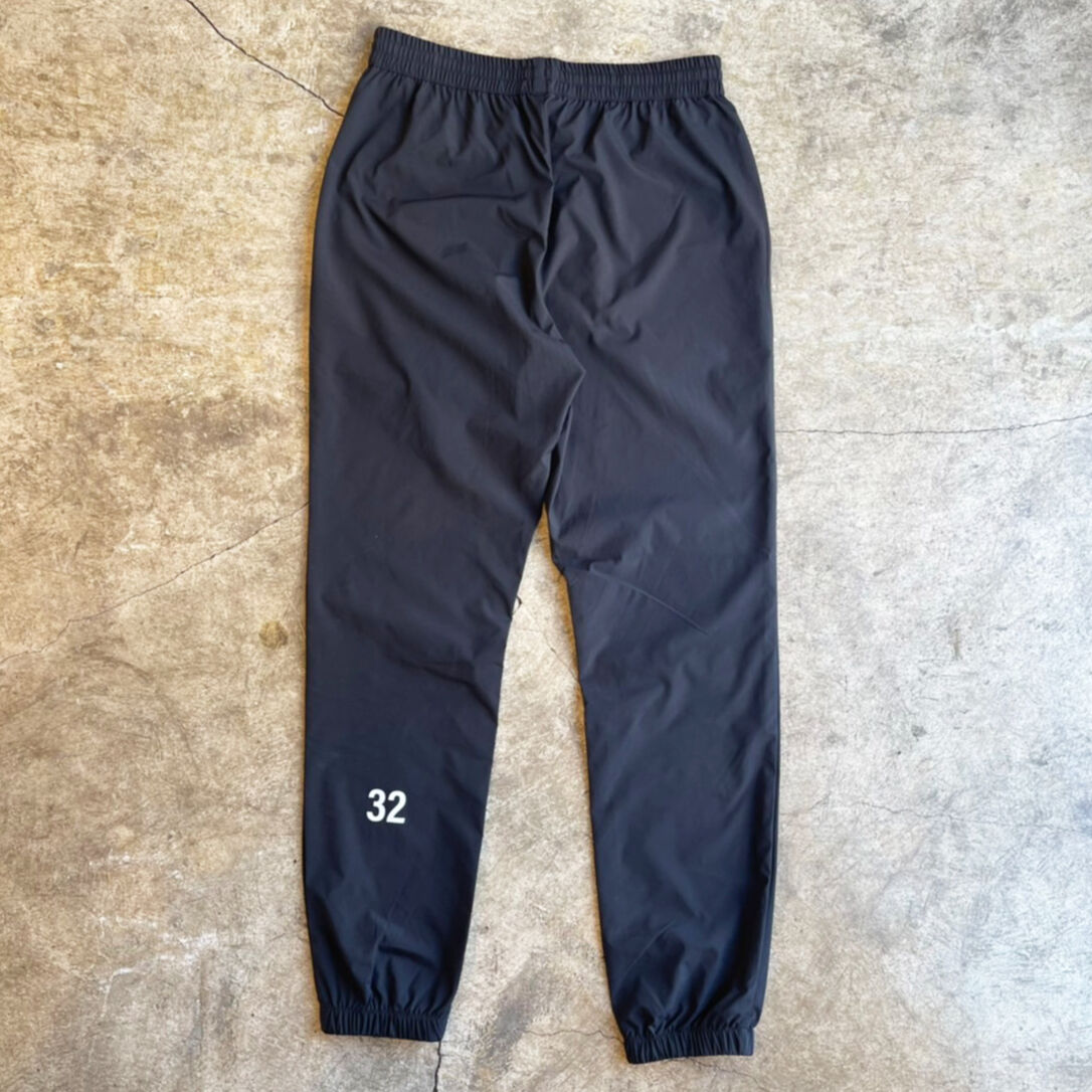 だページ 背番号が入るGHBP ドライストレッチジョガーパンツ | Maniackers