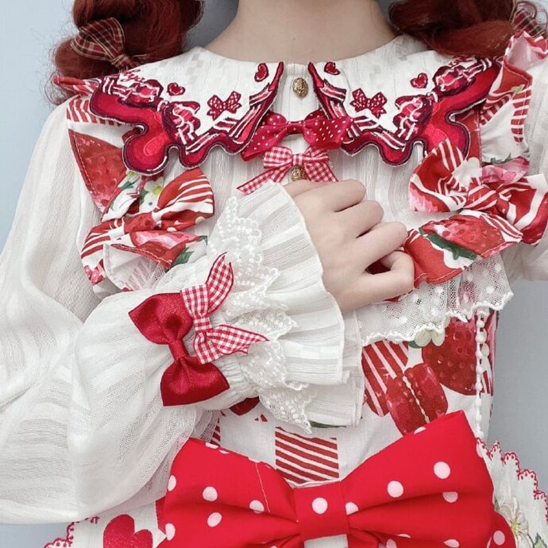 入荷済み】Sakya・スウィートハート刺繍ブラウス | Rococo's Closet