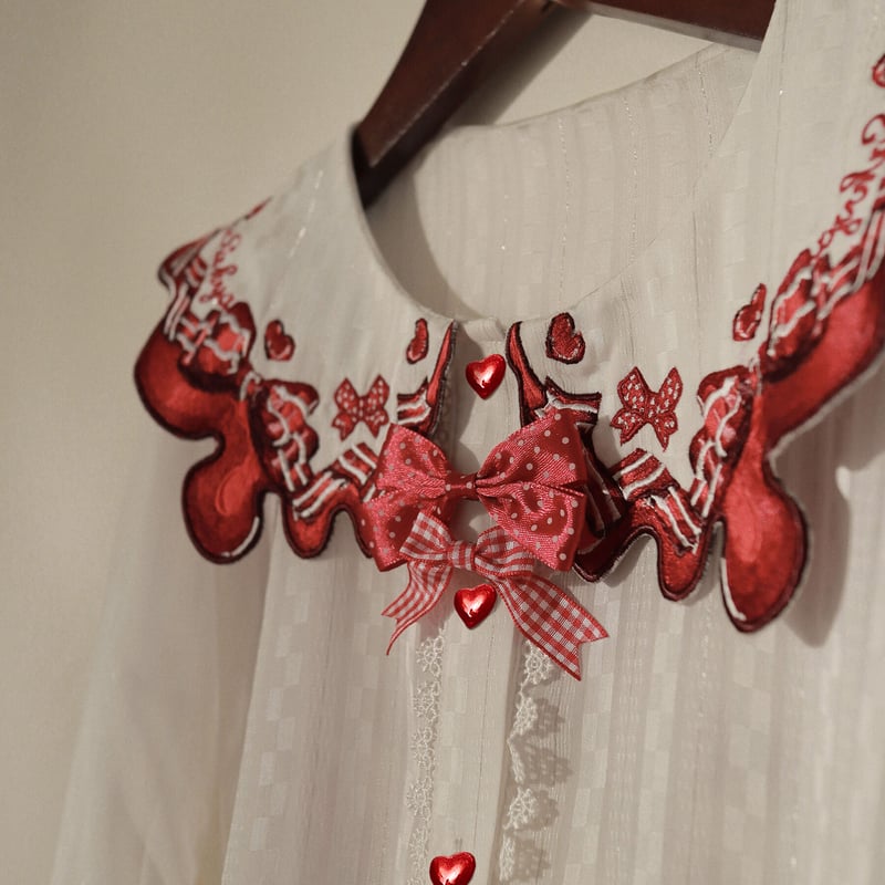 入荷済み】Sakya・スウィートハート刺繍ブラウス | Rococo's Closet