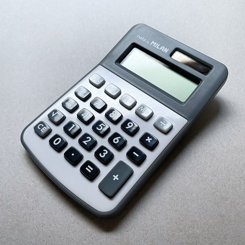 MILAN 手のひらサイズの電卓 | WRITE&DRAW.