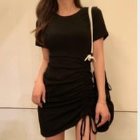 ギャザーワンピース