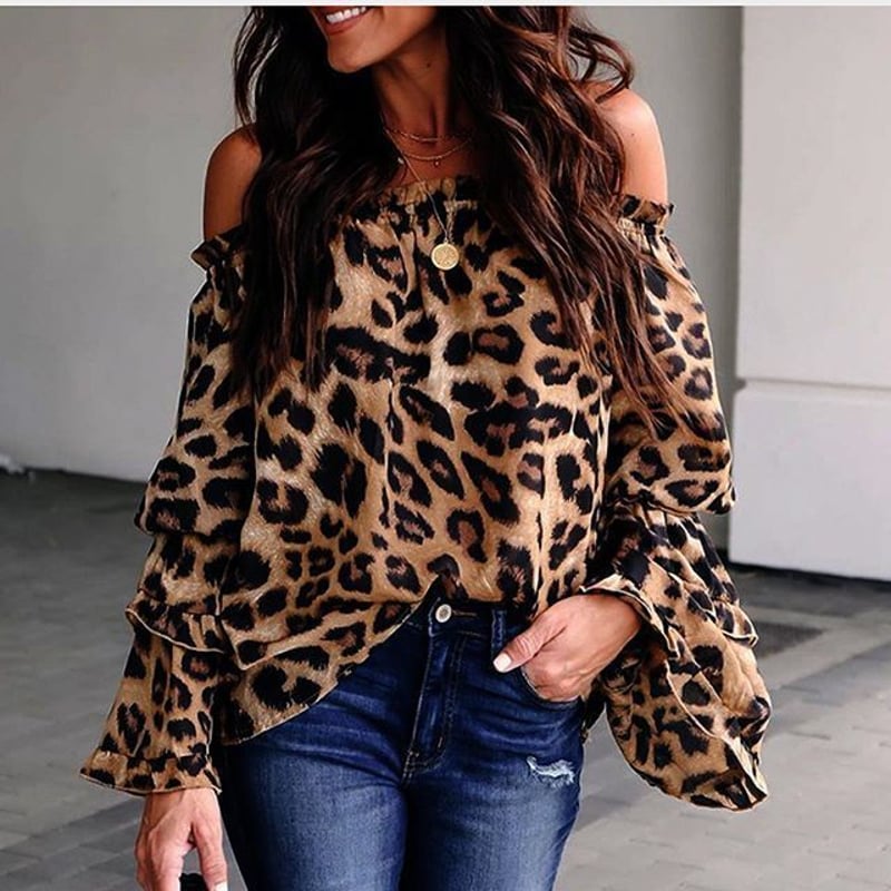 レオパード柄オフショルトップス | Diana Official