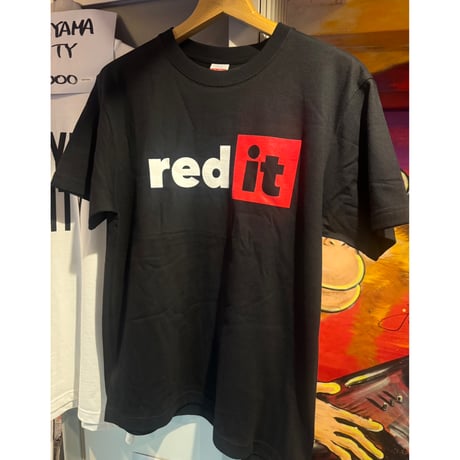 【red it】ロゴTシャツ