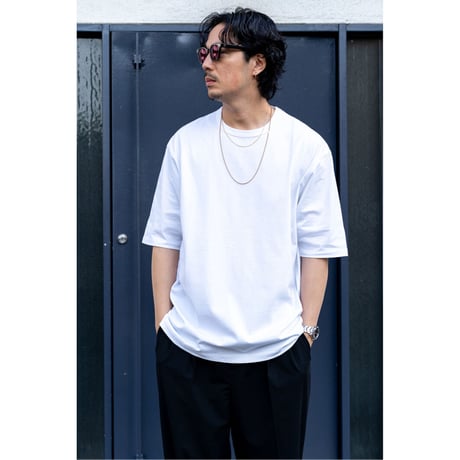 WIDE TEE
