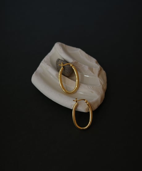 oval hoop pierce gold