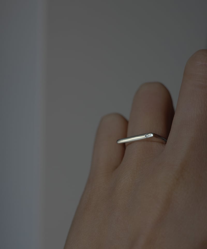 TN E ring diamond | unique