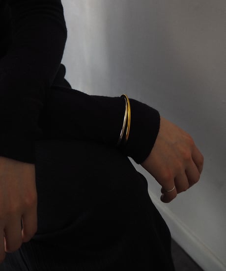 line bangle gold