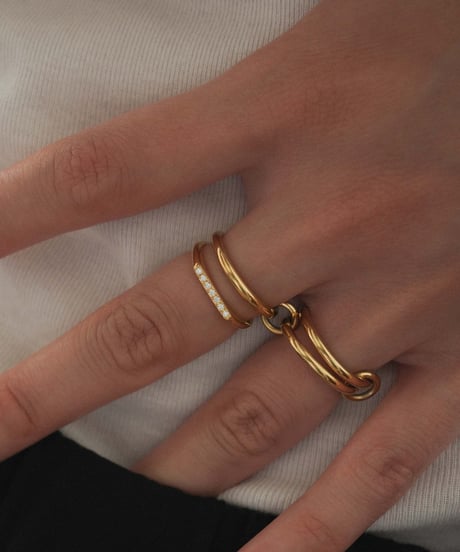 3 CO ring gold