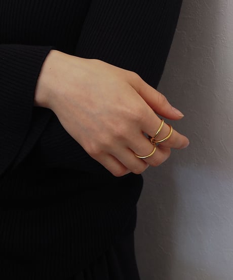 3 CO ring gold