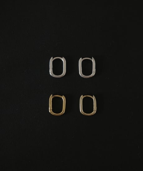 small square  pierce gold
